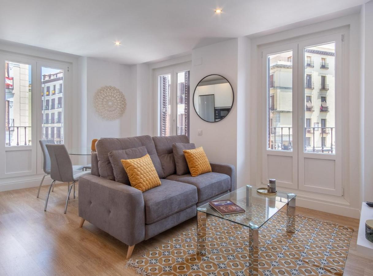 Charming Apartment For 4 Steps Away From Mercado De San Miguel , Calle Mayor IV Madri Exterior foto