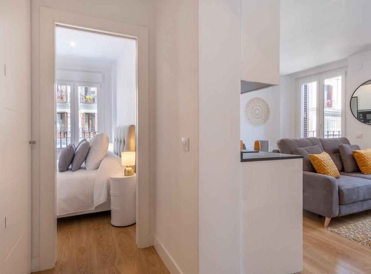 Charming Apartment For 4 Steps Away From Mercado De San Miguel , Calle Mayor IV Madri Exterior foto