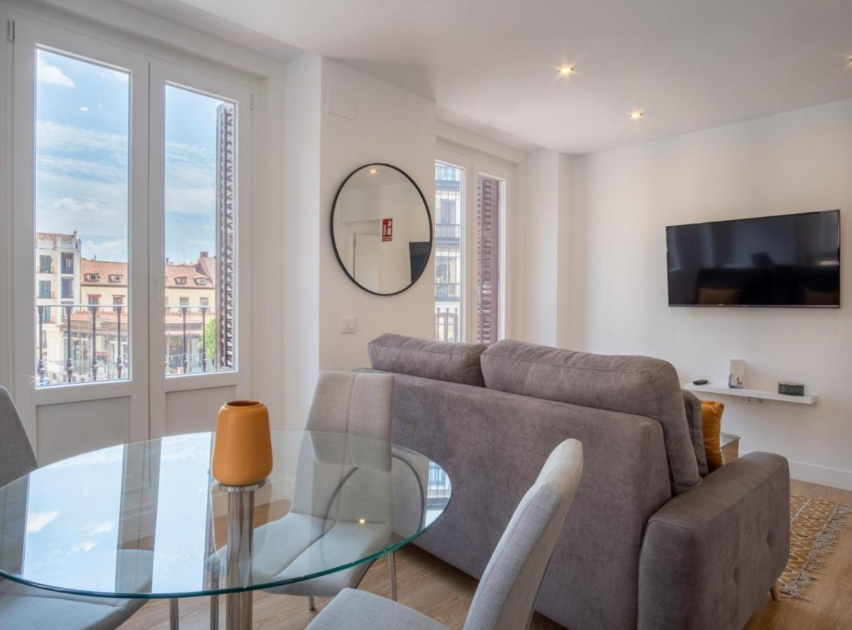 Charming Apartment For 4 Steps Away From Mercado De San Miguel , Calle Mayor IV Madri Exterior foto