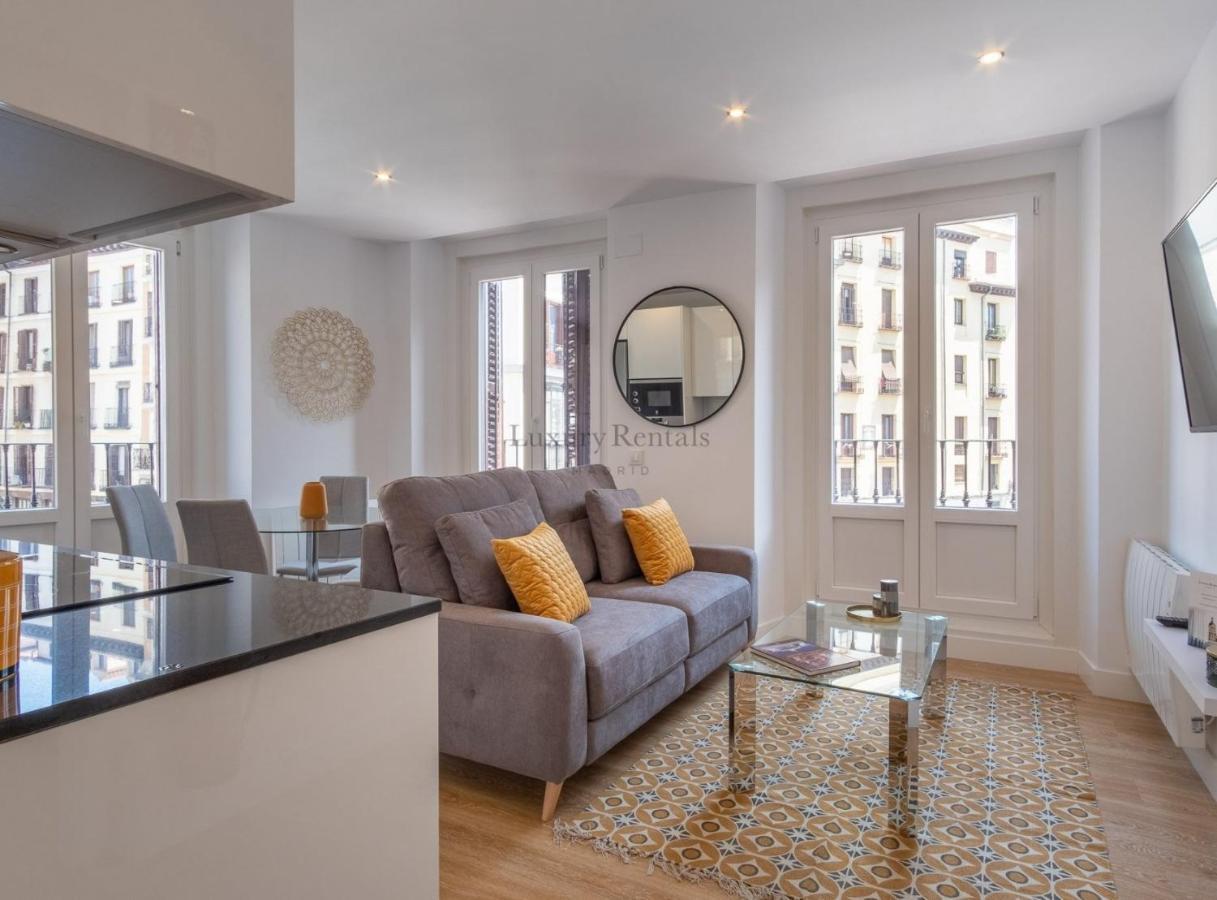 Charming Apartment For 4 Steps Away From Mercado De San Miguel , Calle Mayor IV Madri Exterior foto